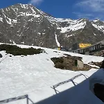 Piau-engaly Balcon Vue Sur Montagne Pied Pistes Proche Commerces 阿拉纽埃