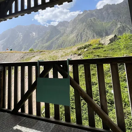 Piau-engaly Balcon Vue Sur Montagne Pied Pistes Proche Commerces Aragnouet