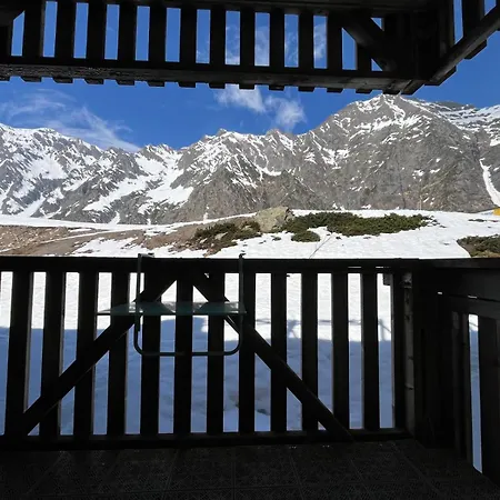 Piau-engaly Balcon Vue Sur Montagne Pied Pistes Proche Commerces 阿拉纽埃